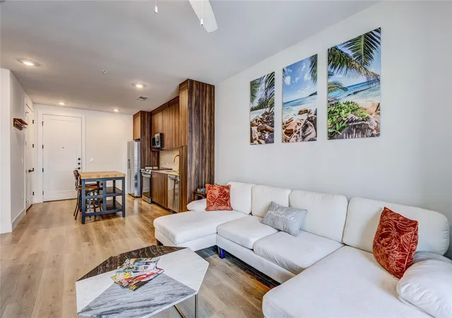 3rd image of 1701 Simond Ave #301, Austin, TX 78723 | MLS# 1003975