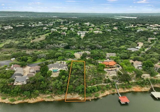 1st image of 343 Harbor Dr, Spicewood, TX 78669 | MLS# 4789593