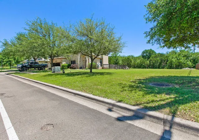 Photo 4 of Land for sale at 6204 Yaupon Dr, Austin, TX 78759 | MLS# 6018290 | Listing updated on 2026-07-13