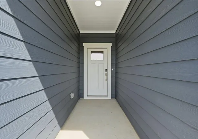 3rd image of 210 Morett Dr, Kyle, TX 78640 | MLS# 3869852