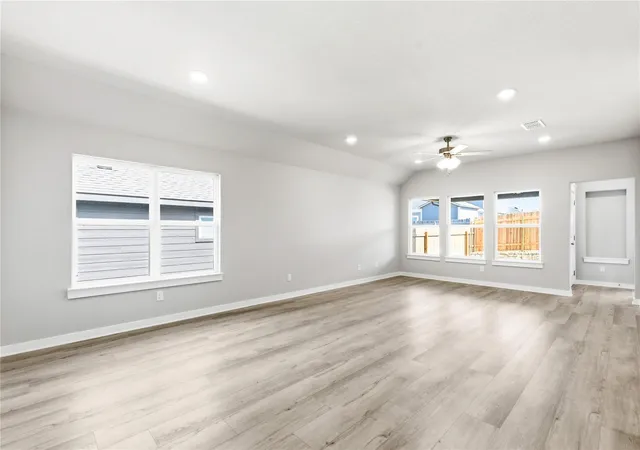 Photo 3 of Sale Pending at 339 Mustang Bnd, Kyle, TX 78640 | MLS# 8162025 | Listing updated on 2026-10-06