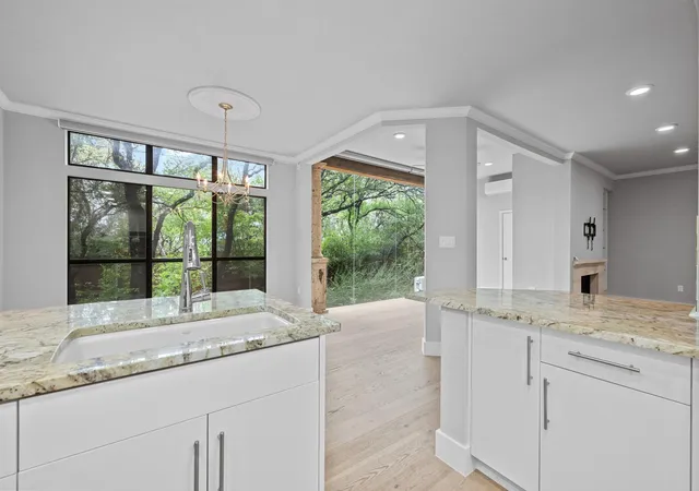 2nd image of 1000 Liberty Park Dr, Austin, TX 78746