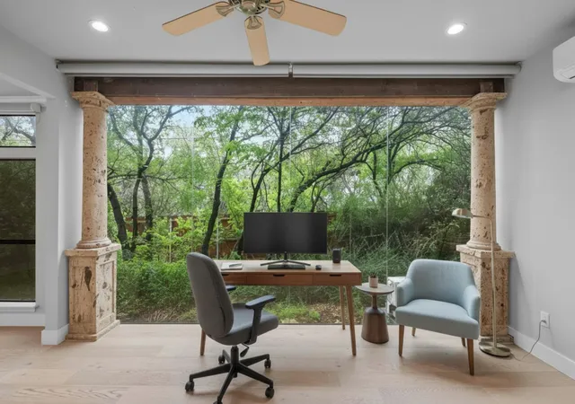 4th image of 1000 Liberty Park Dr #406, Austin, TX 78746 | MLS# 3295420