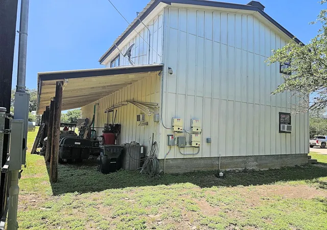 40th image of 111 Craigen Rd, Liberty Hill, TX 78642 | MLS# 6559055