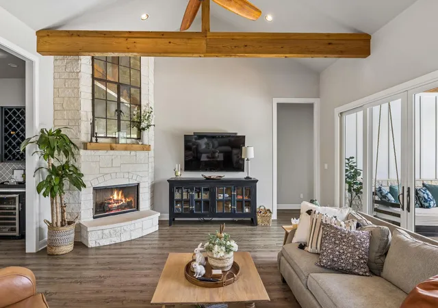 5th image of 111 Craigen Rd, Liberty Hill, TX 78642 | MLS# 6559055