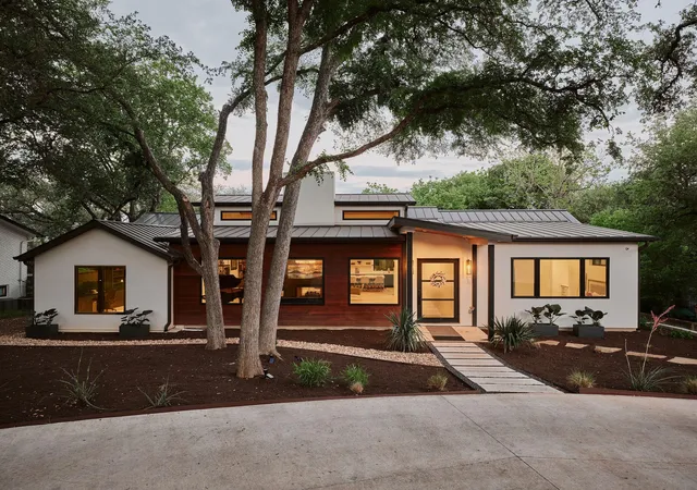 Photo 3 of Single family home for sale at 4301 Balcones Dr, Austin, TX 78731 | MLS# 7530970 | Listing updated on 2026-09-06