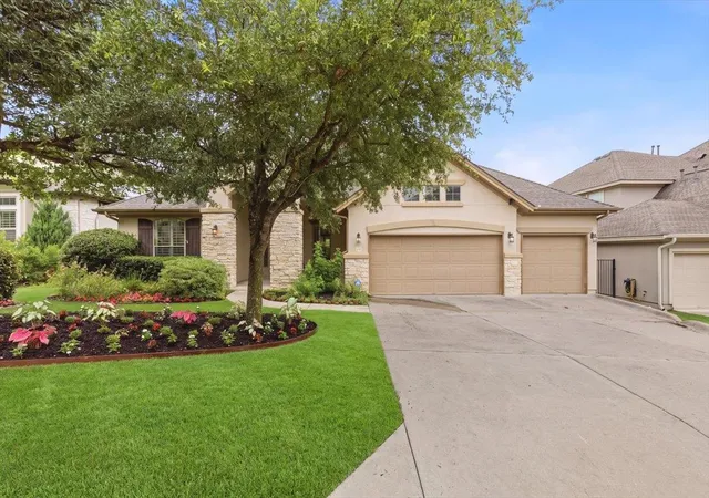 Photo 2 of Sale Pending at 4705 Gallego Cir, Austin, TX 78738 | MLS# 4648009 | Listing updated on 2026-07-22
