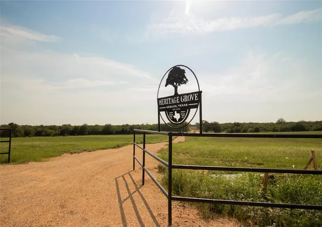 4th image of 438 Firefly Field Ln, Seguin, TX 78155 | MLS# 1255789