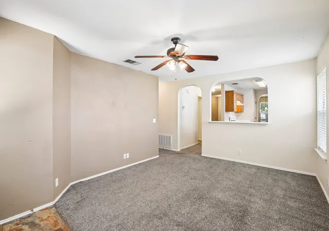 3rd image of 323 Precipice Wy, Georgetown, TX 78626 | MLS# 6783569