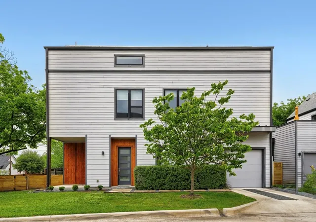 2nd image of 1200 Stobaugh St #A, Austin, TX 78757 | MLS# 9435169
