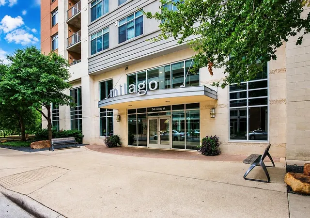 Photo 2 of Condo for sale at 54 Rainey St #811, Austin, TX 78701 | MLS# 2641435 | Listing updated on 2026-09-20