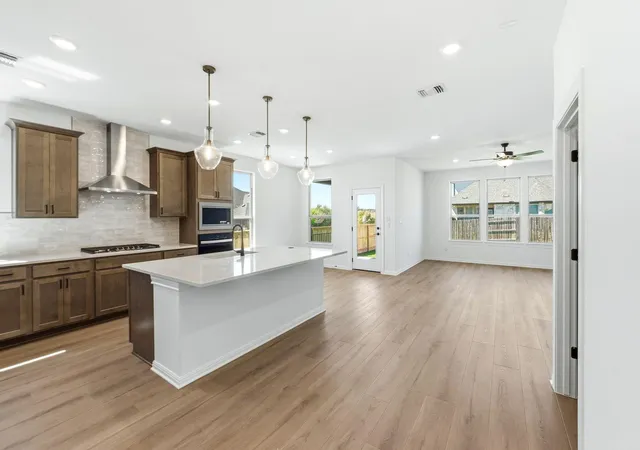Photo 2 of Single family home for sale at 605 Ridge Point Dr, Georgetown, TX 78628 | MLS# 8296150 | Listing updated on 2026-10-05