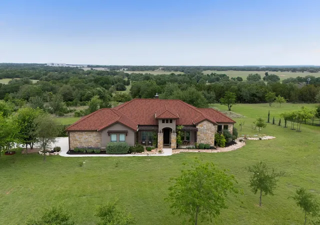 5th image of 128 Strada Luca, Florence, TX 76527 | MLS# 3302860