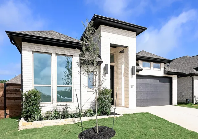 Photo 1 of Single family home for sale at 311 Melody Rd, Lockhart, TX 78644 | MLS# 6741674 | Listing updated on 2026-10-07