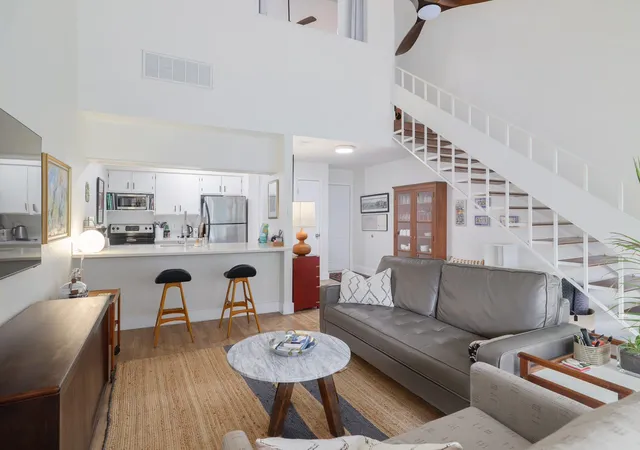 5th image of 1818 S Lakeshore Blvd, Austin, TX 78741
