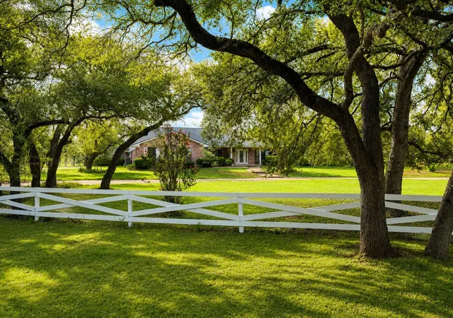 Photo 1 of Single family home for sale at 1501 Woods Loop, Driftwood, TX 78619 | MLS# 2401077 | Listing updated on 2026-08-29