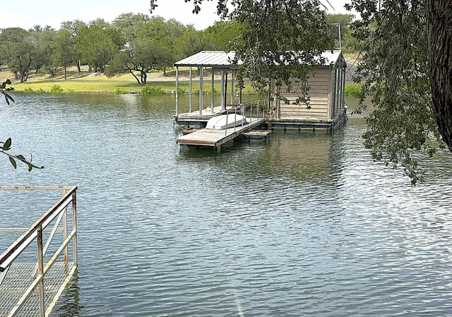Photo 1 of Single family home for sale at 1115 Edgewater Dr, Spicewood, TX 78669 | MLS# 2911348 | Listing updated on 2026-09-05