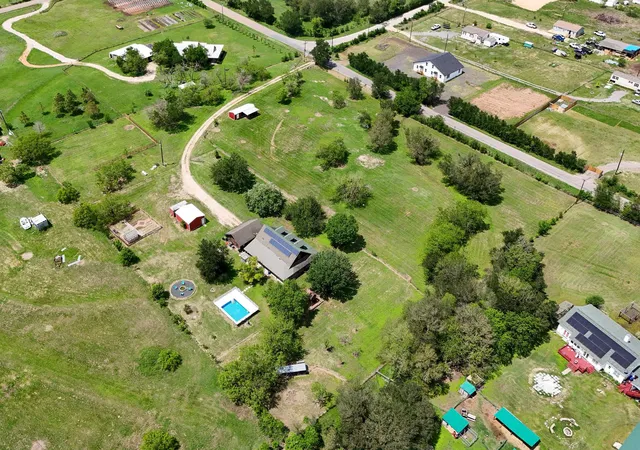33rd image of 571 Balch Rd, Elgin, TX 78621 | MLS# 1211162