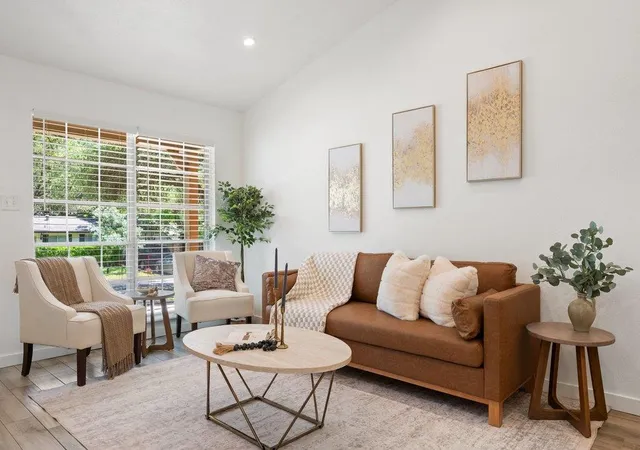 5th image of 4904 Enchanted Ln, Austin, TX 78745 | MLS# 1928428