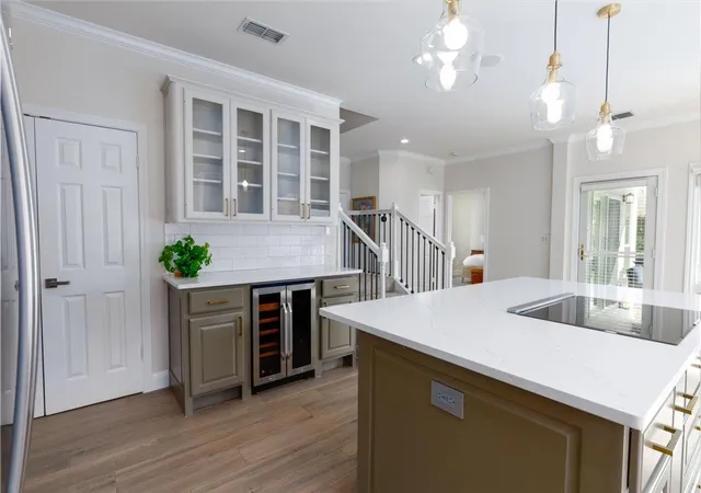 Photo 4 of Single family home for sale at 403 Golf Crst Ln, Lakeway, TX 78734 | MLS# 8738705 | Listing updated on 2026-09-14
