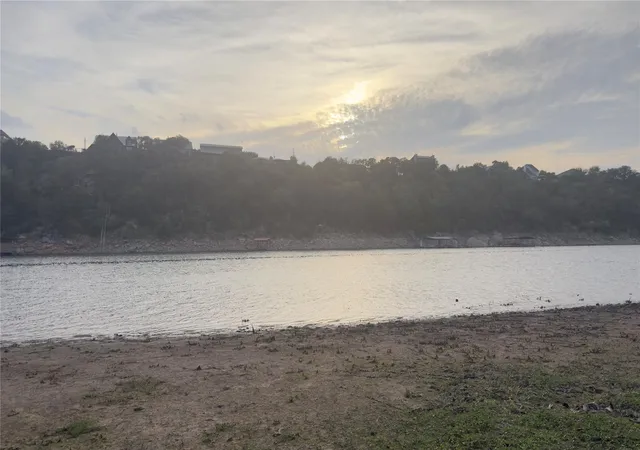 Photo 3 of Land for sale at 25113 Lake View Dr, Spicewood, TX 78669 | MLS# 1146675 | Listing updated on 2026-07-30