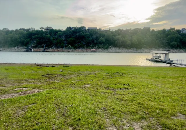 Photo 4 of Land for sale at 25113 Lake View Dr, Spicewood, TX 78669 | MLS# 1146675 | Listing updated on 2026-07-30
