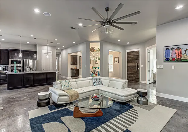 5th image of 507 Boulder Creek Dr, Marble Falls, TX 78654 | MLS# 5750075