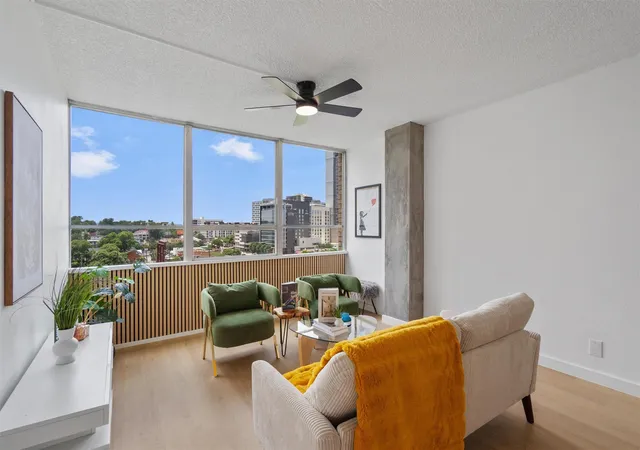 1st image of 1800 Lavaca St #A613, Austin, TX 78701 | MLS# 7046622