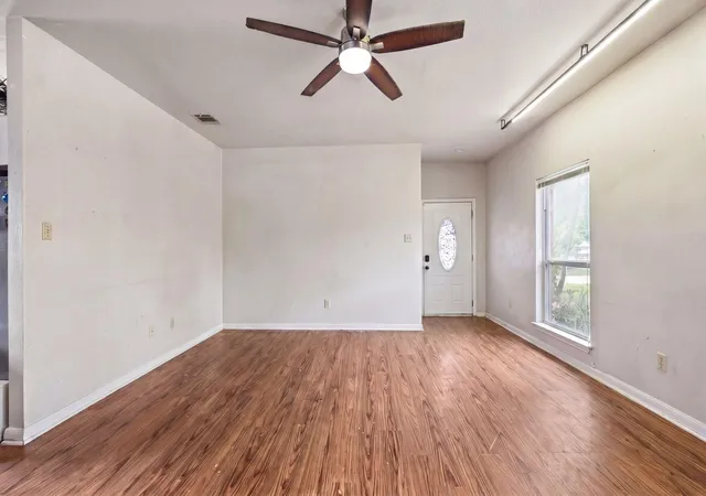 Photo 2 of Sale Pending at 4408 Lendall Ln, Austin, TX 78744 | MLS# 6325462 | Listing updated on 2026-08-28