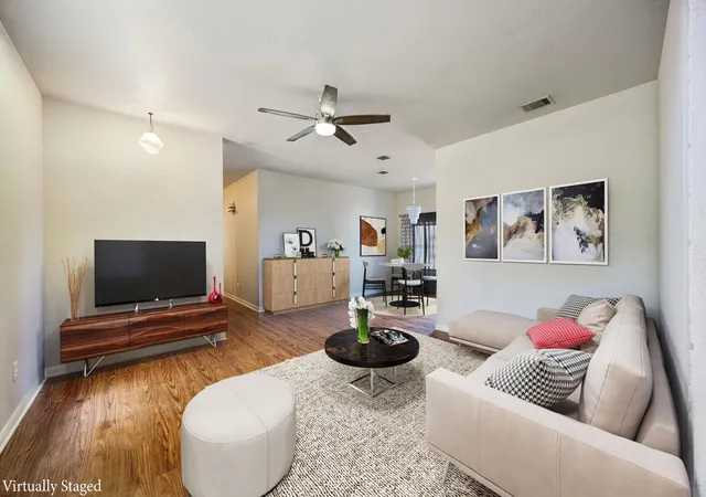 Photo 3 of Sale Pending at 4408 Lendall Ln, Austin, TX 78744 | MLS# 6325462 | Listing updated on 2026-08-28