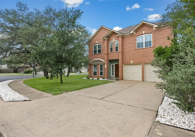 Photo 1 of Single family home for sale at 8610 Axis Dr, Austin, TX 78749 | MLS# 8800024 | Listing updated on 2026-08-22