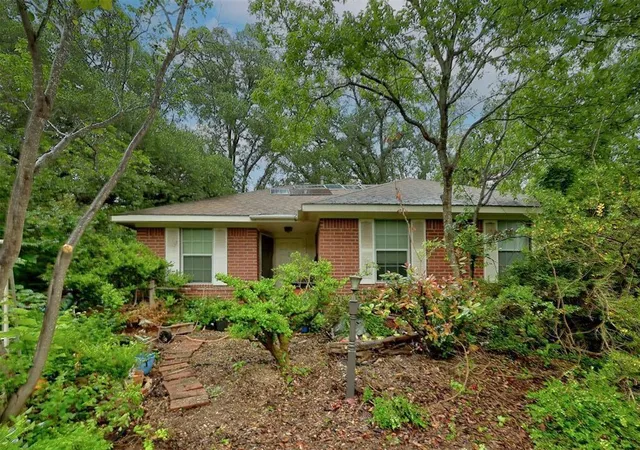 2nd image of 7705 Wynne Ln, Austin, TX 78745 | MLS# 4367640