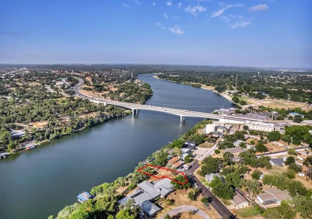 1st image of 2800 Circle Dr, Marble Falls, TX 78654 | MLS# 8193857
