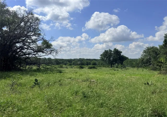 5th image of 2013 Hilliard Rd, San Marcos, TX 78666 | MLS# 8649564