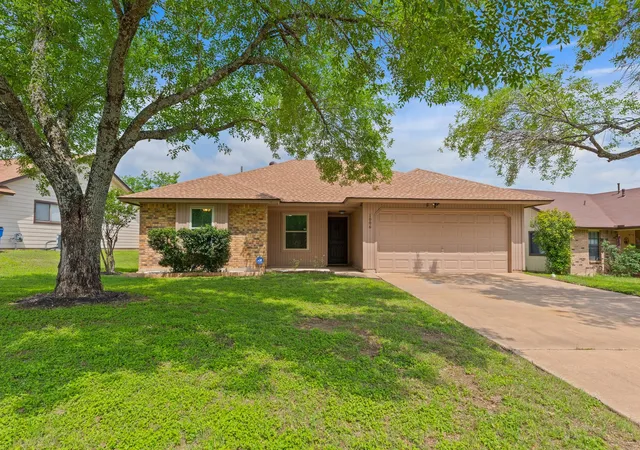 3rd image of 1006 Cresswell Dr, Pflugerville, TX 78660 | MLS# 7756205