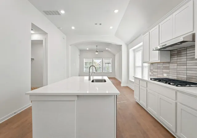 Photo 4 of Single family home for sale at 125 Three Oaks Ln, Georgetown, TX 78628 | MLS# 3323928 | Listing updated on 2026-10-12