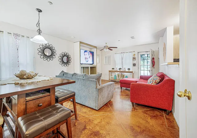 4th image of 7104 Villita Avenida St, Austin, TX 78741 | MLS# 8170991