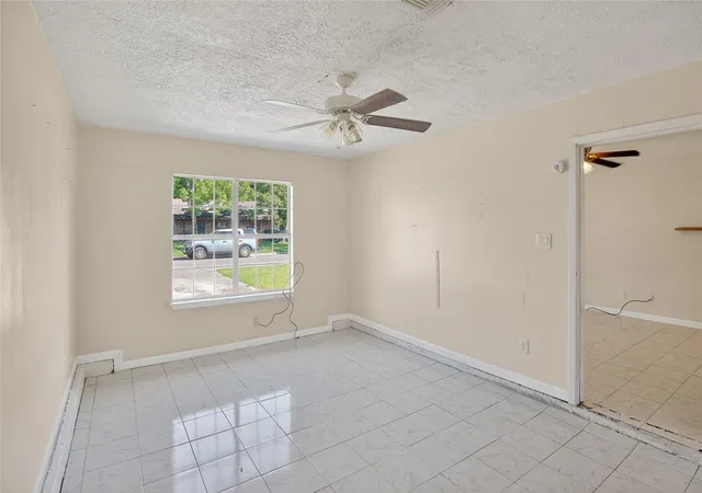 Homes for sale in Lockhart, TX | 1308 Pendergrass St, Lockhart, TX 78644 | MLS# 9260956