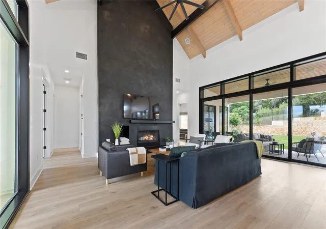 5th image of 197 Evelyn Ct, Dripping Springs, TX 78620 | MLS# 4938998