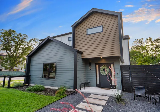 36th image of 8300 Hathaway Dr, Austin, TX 78757 | MLS# 9478004