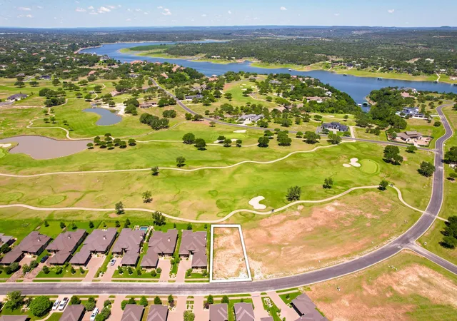Homes for sale in Spicewood, TX | 2400 Kahala Sunset Dr, Spicewood, TX 78669 | MLS# 8716583
