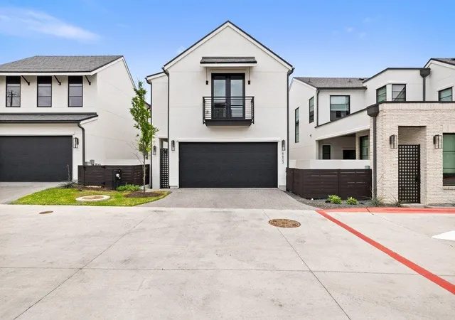 Photo 2 of Single family home for sale at 6603 Liliana Ln #5, Austin, TX 78746 | MLS# 6303286 | Listing updated on 2026-09-30