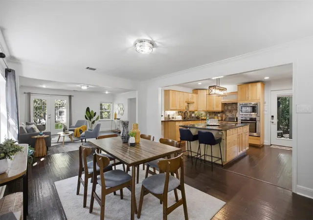 Photo 3 of Single family home for sale at 1806 Eubank St, Georgetown, TX 78626 | MLS# 5243097 | Listing updated on 2026-10-28