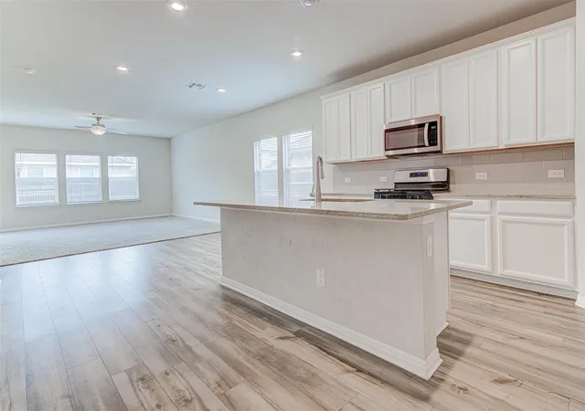 3rd image of 14404 Castleford Dr, Manor, TX 78653 | MLS# 1010388