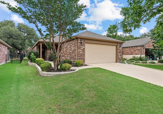 Homes for sale in Georgetown, TX | 605 Chambers Creek Ct, Georgetown, TX 78633 | MLS# 8025887