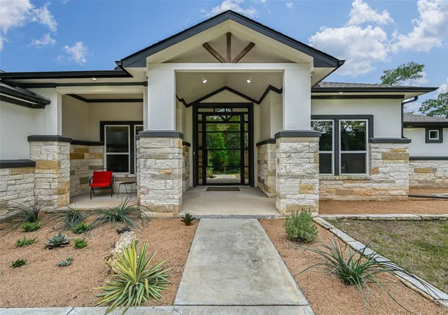 3rd image of 427 State Hwy 304, Bastrop, TX 78602 | MLS# 5230843