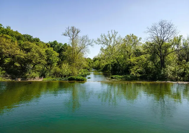 4th image of 615 Pecan Ave, Round Rock, TX 78664 | MLS# 1559138