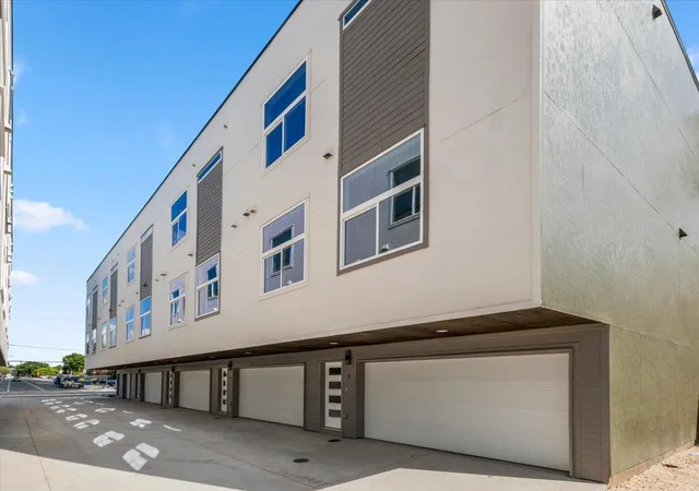 2nd image of 7920 Mullen Dr, Austin, TX 78757
