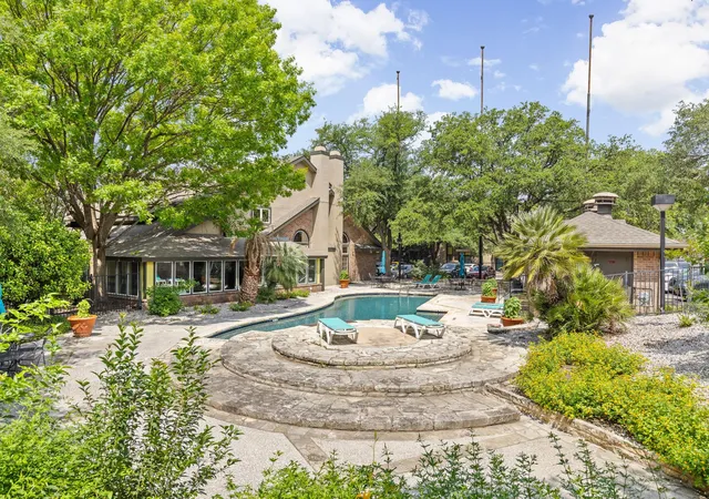 16th image of 7685 Northcross Dr #1006, Austin, TX 78757 | MLS# 2737759