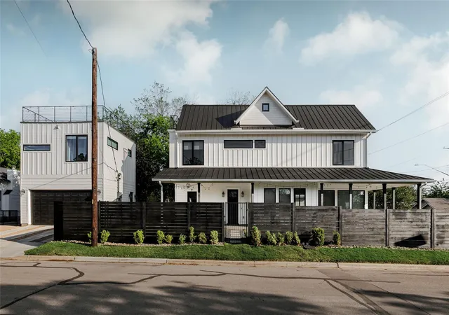 1st image of 2100 Chicon St, Austin, TX 78722 | MLS# 8624683